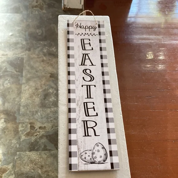 2/$20 NWT Beautiful Black & White Gingham Vertical Happy Easter Decoration Sign - Picture 3 of 12
